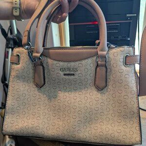 Guess Ladies Purse